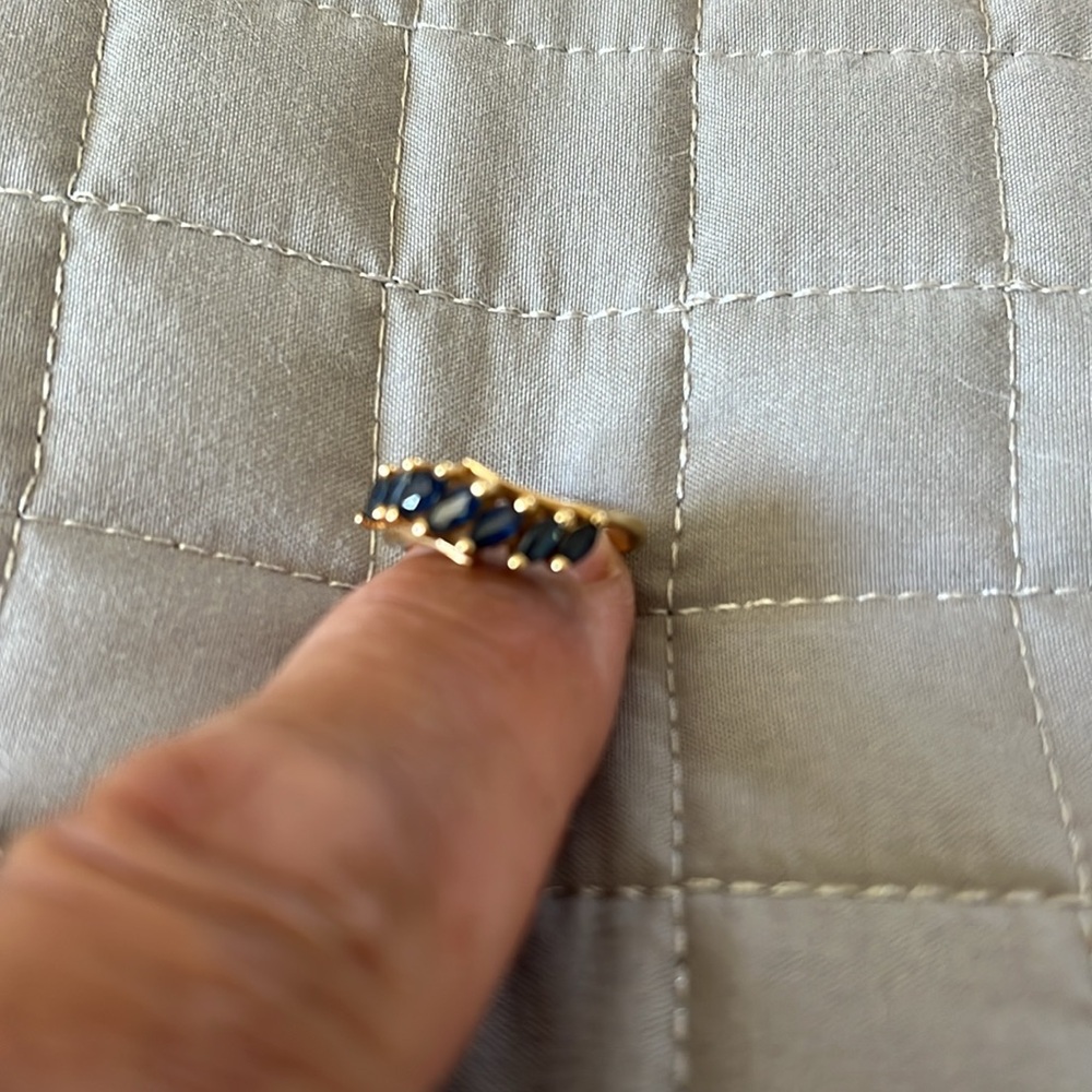 Elegant Sapphire  14k Gold Stone Ring sz 6.5 - Picture 5 of 6